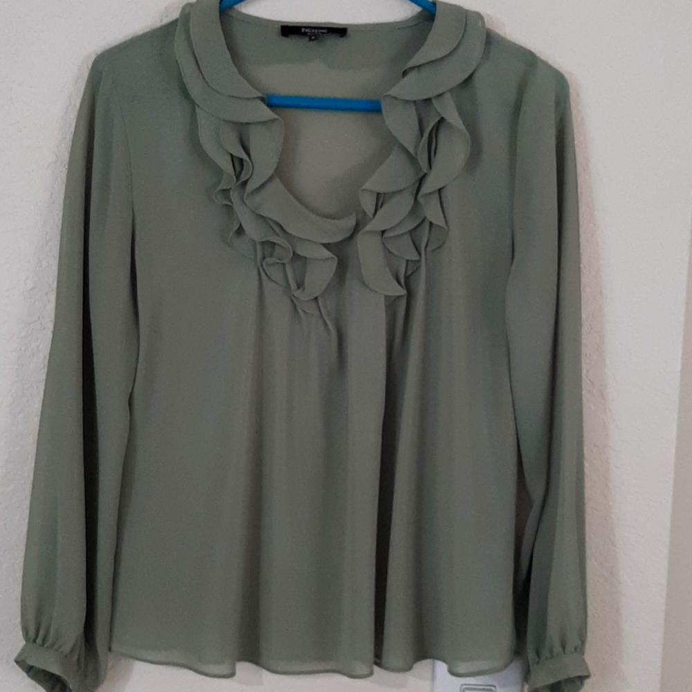 Olive green blouse by Bellisimo size small.
